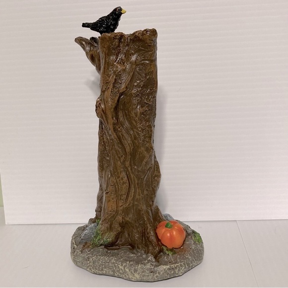 Mickey DISNEY Light Up Haunted House Lighted Tree Stump Halloween Village - Picture 8 of 13